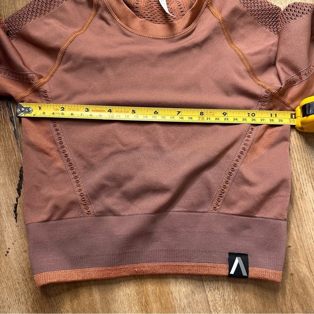 Athleta Top Legend Shine Workout Long Sleeve Running Allyson Felix XXSMALL - Picture 13 of 15